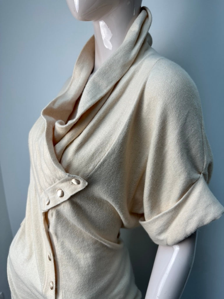 Supertrash top met knoopjes in beige maat xs s Meisje met de parels