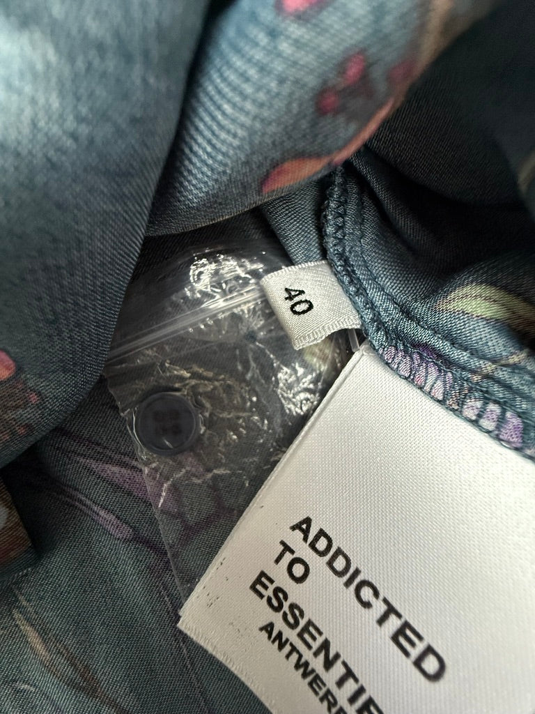 ESSENTIEL ANTWERP - Blouse - donkerblauw, all-over bloemenprint, ronde hals - L