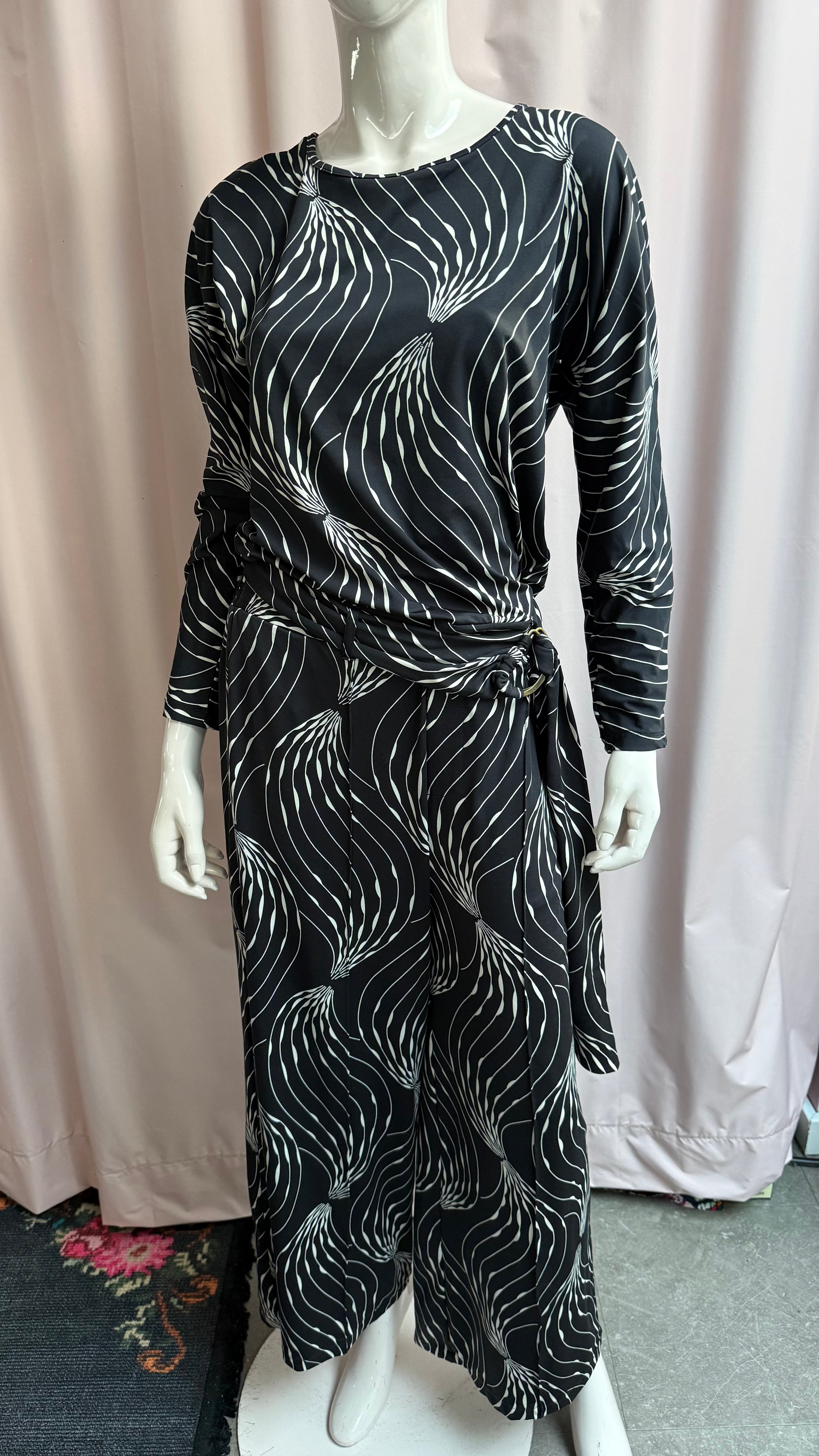 K-design Jumpsuit maat M Zwart en beige