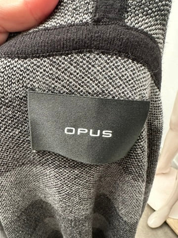 Opus Poncho maat one size zwart/grijs