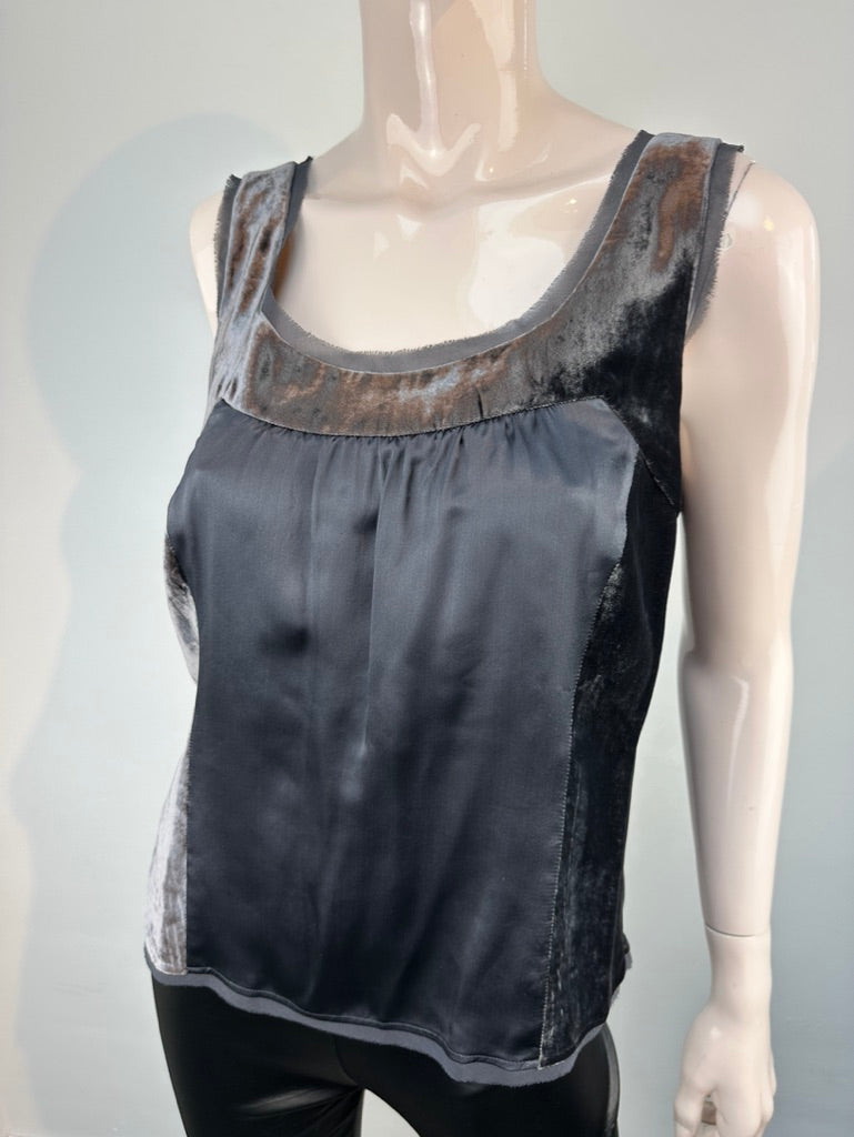 Gerard Darel - Top - grijs, satijnlook, velvet accenten - FR42 NL38