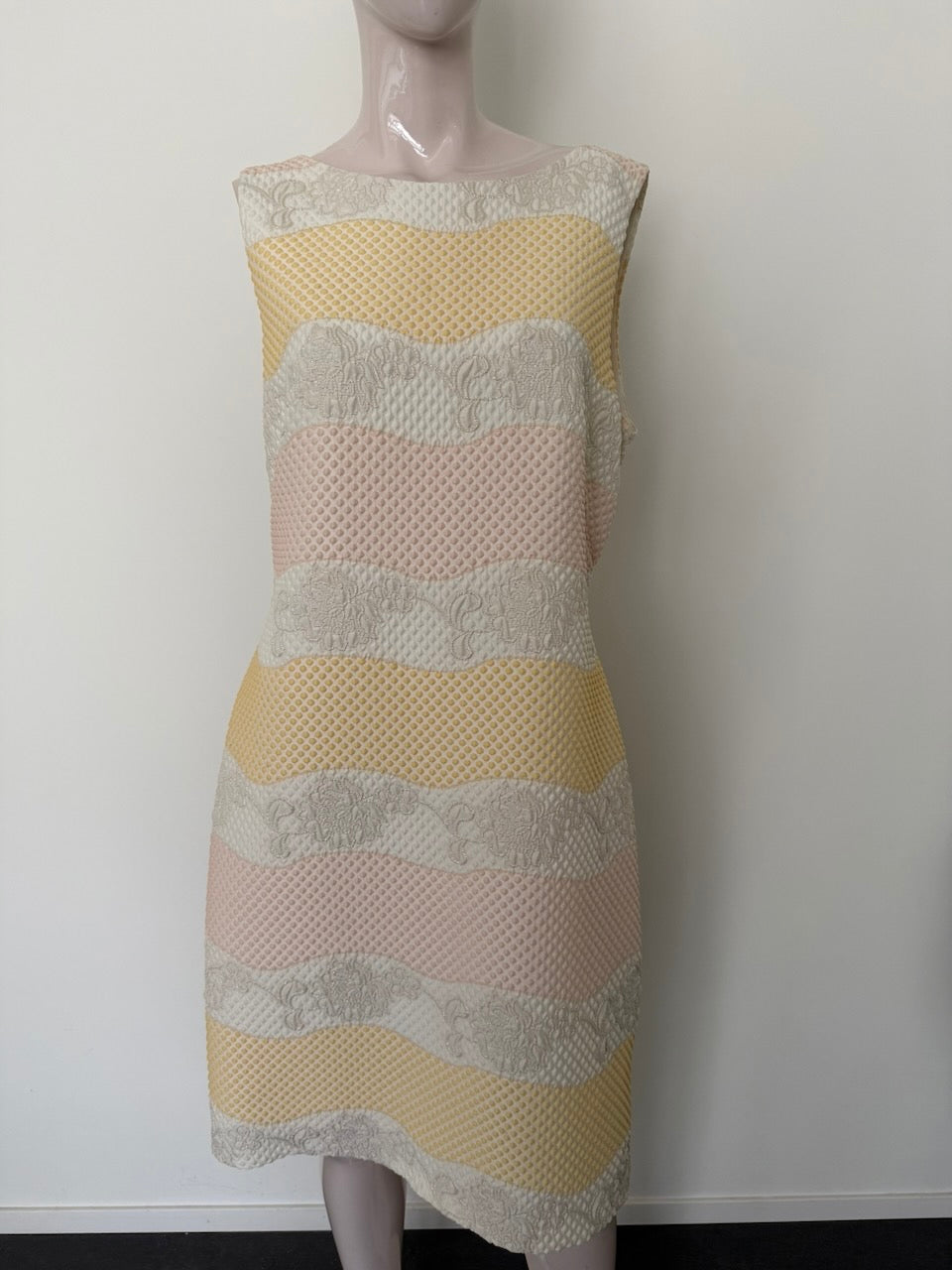 Sandro Ferrone - Jurk - pasteltinten, banenpatroon, mouwloos - XL