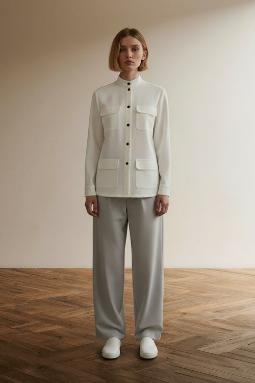 Full body view of the model wearing Chiara Boni Jasje maat 36 (it 40) Wit