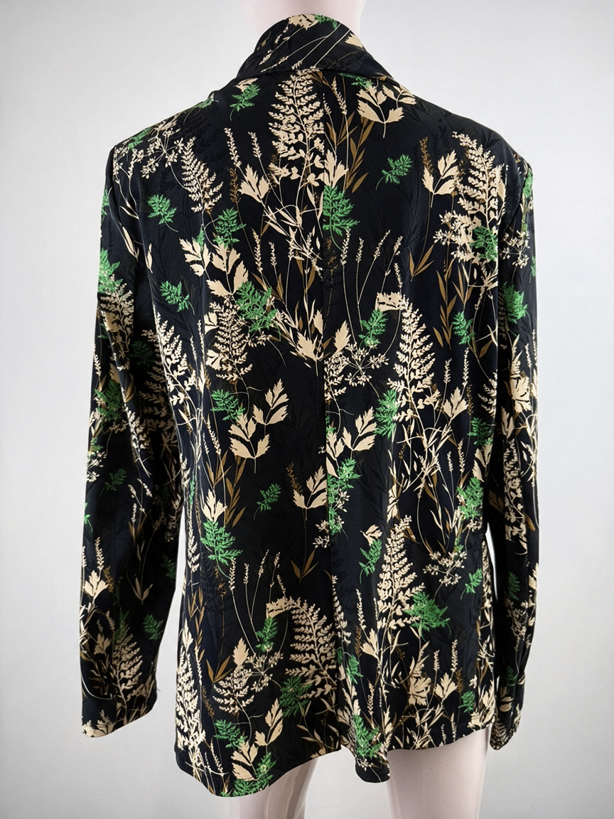 Zwarte blazer met botanisch dessin van Tramontana, achterkant op paspop