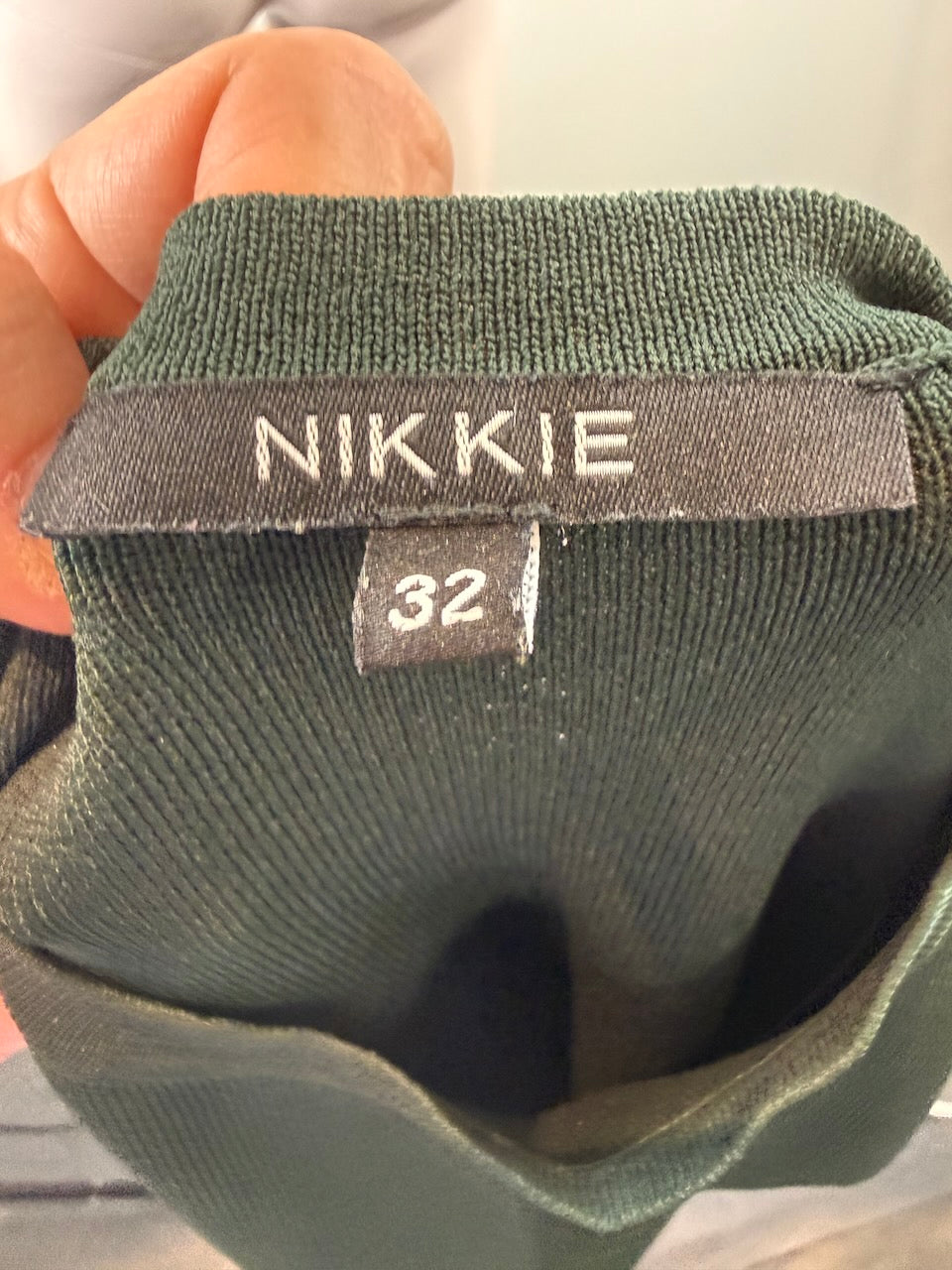 NIKKIE - Top - groen, aansluitende pasvorm, stretch - XS