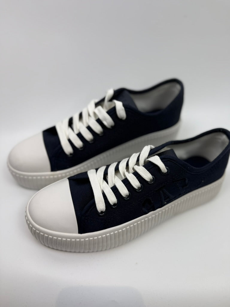 GAP Sneakers - blauw canvas, witte rubberen zool, veters - maat 36