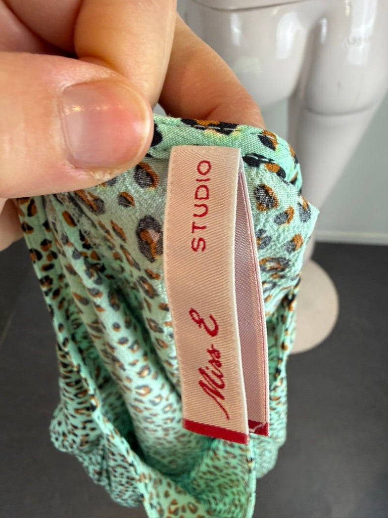 Miss E Studio - Blouse - mintgroen, panterprint, trekkoord - M