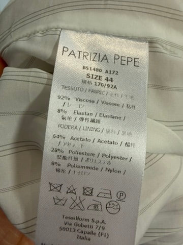 Patrizia Pepe - Blazer - beige, getailleerd, drieknops sluiting - M