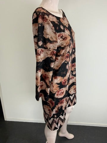 norah - Jurk - bloemenprint, lange mouwen, zigzagrand - L