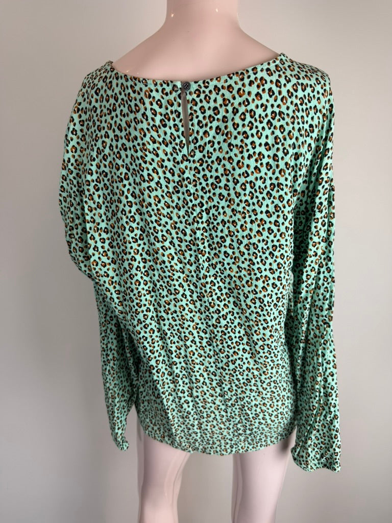 Miss E Studio - Blouse - mintgroen, panterprint, trekkoord - M