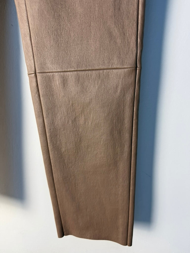 Max & Moi - Broek - bruin, lamsleer, elastische tailleband - S