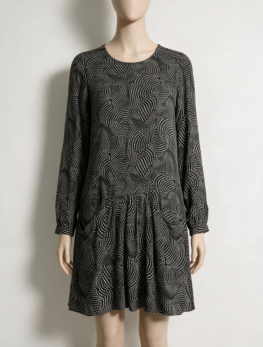 Essentiel Antwerp - Jurk - zwart-wit stippenpatroon, lange mouwen, knoopsluiting achter - S