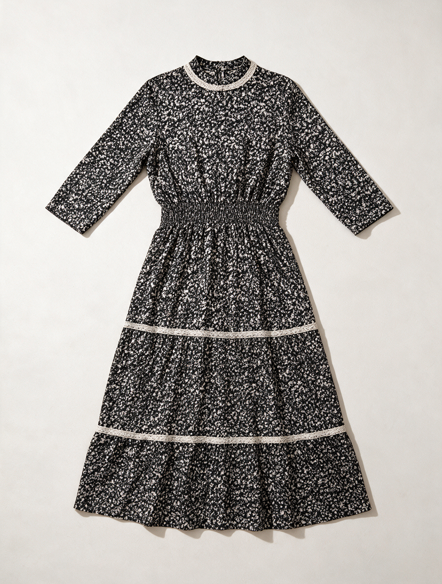Geisha - Jurk - zwart-wit bloemenprint, maxi-lengte, V-hals met koordsluiting - S