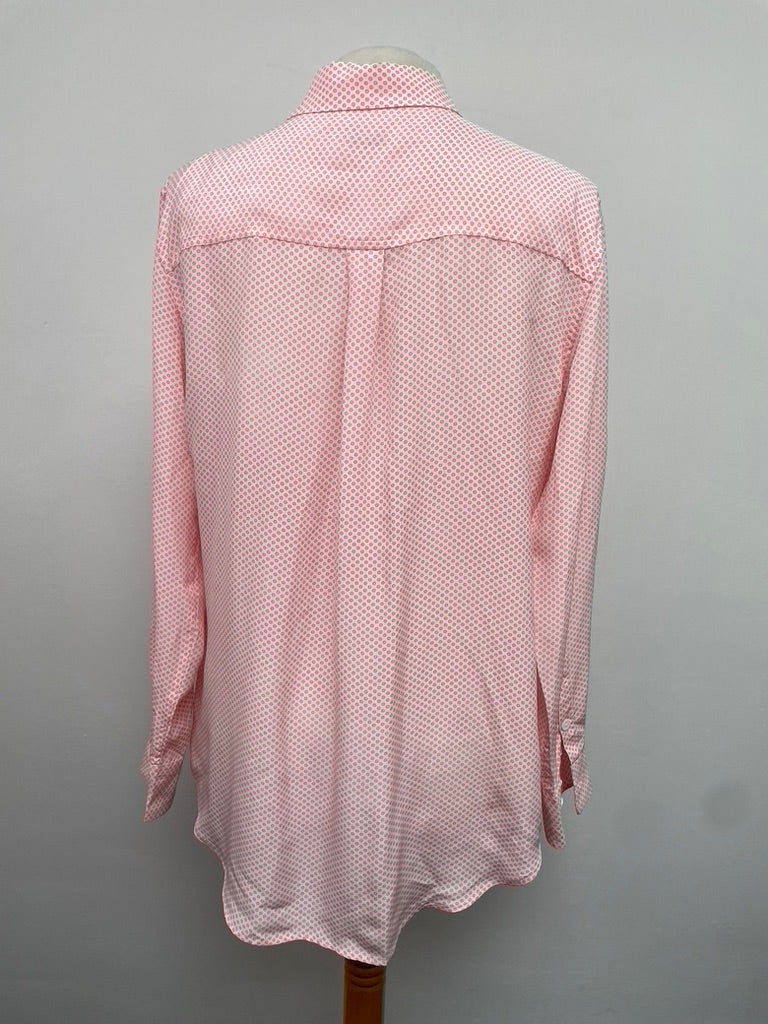 Equipment wit/roze blouse maat M