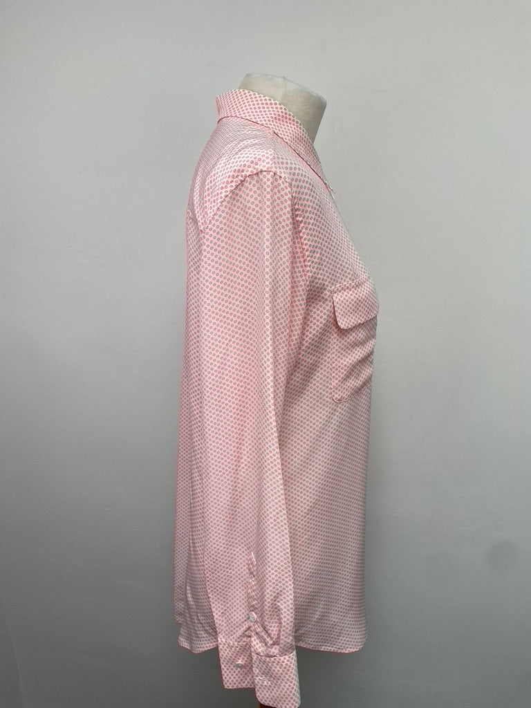 Equipment wit/roze blouse maat M