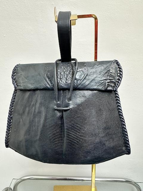 Zwarte vintage handtas met polsbandje