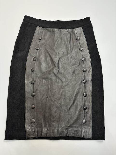 Rose Sarkissian zwarte rok Maat 2