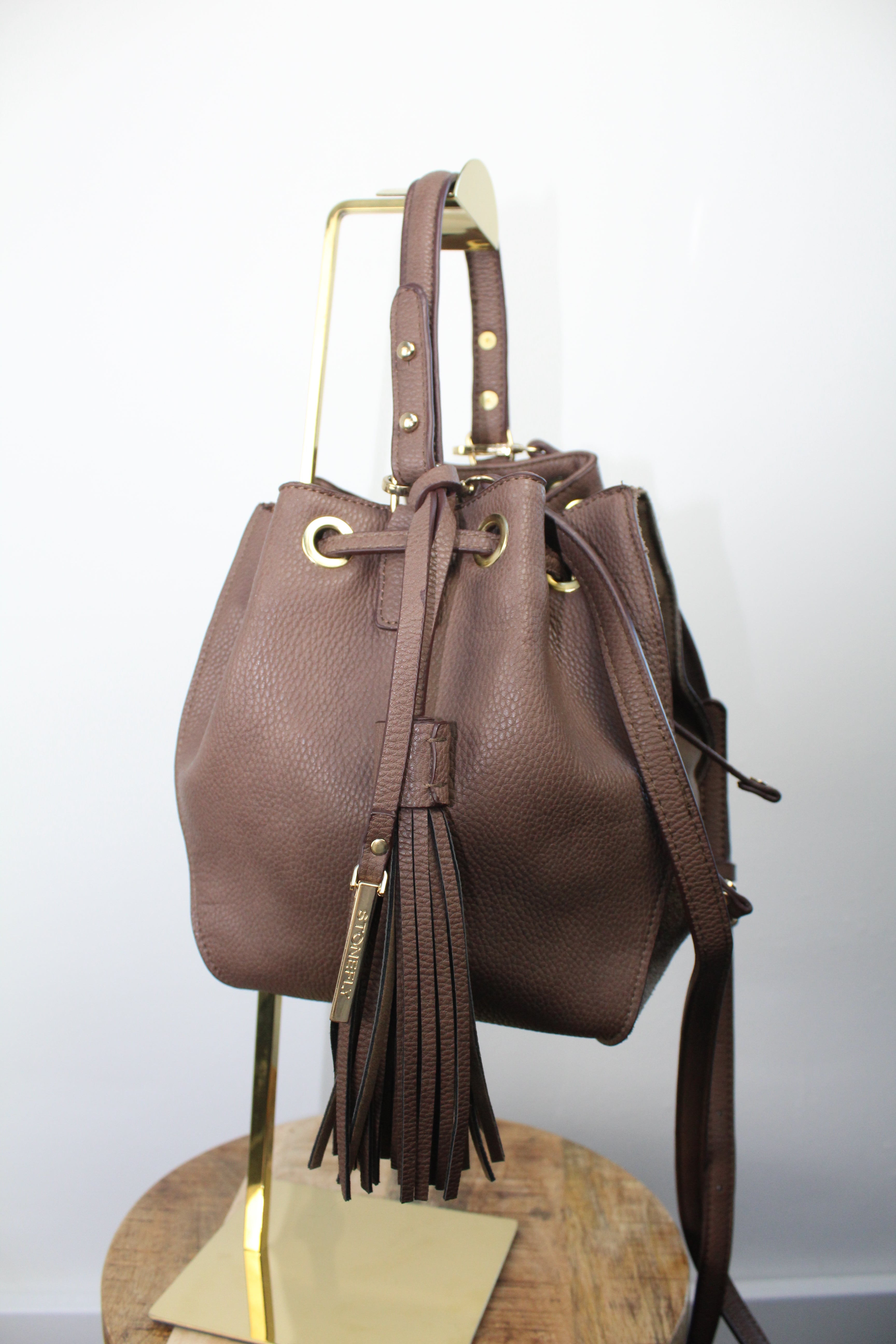 Stonefly leren bucket schoudertas bruin