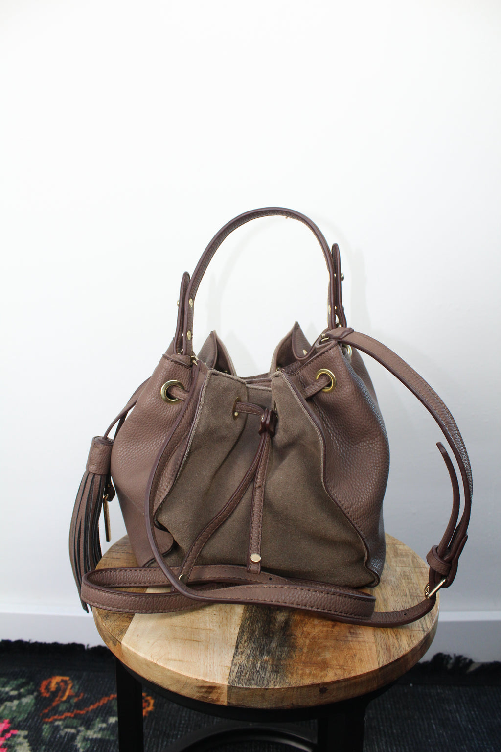 Stonefly leren bucket schoudertas bruin