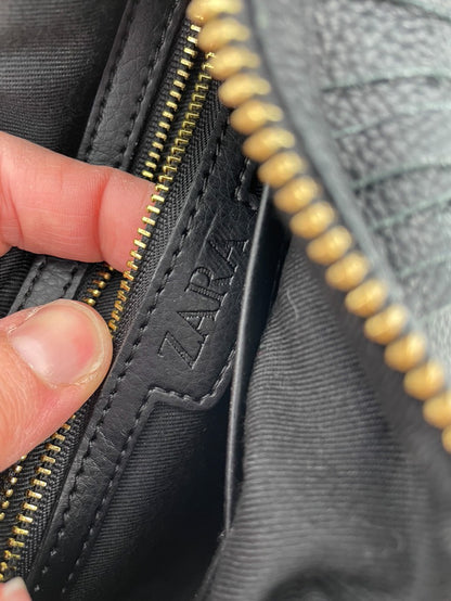 Zara clutch met franjes, tassles en gouden details